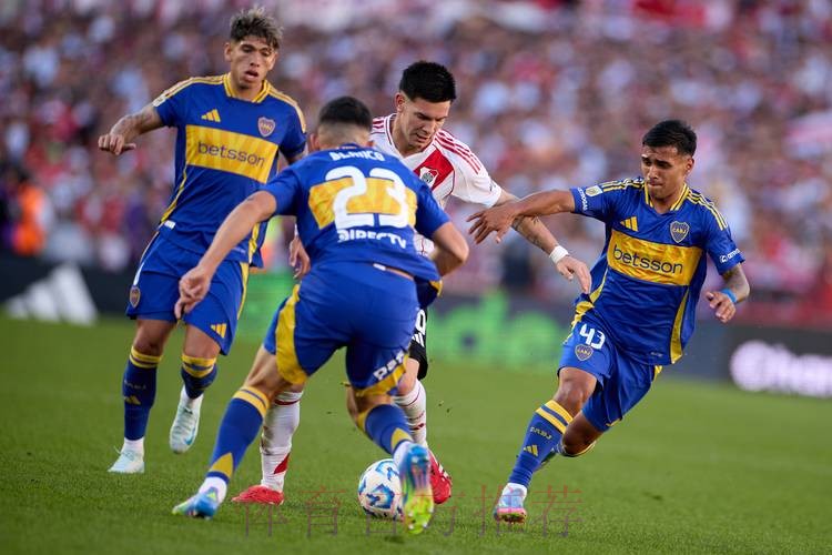 马斯坦托诺将赴皇马 转会费将打破阿甲纪录 马斯坦托诺将赴皇马 转会费将打破阿甲纪录